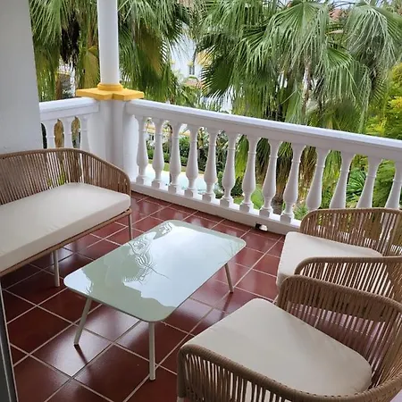 сozy 2 Bedroom In Area Of Apartament Marbella