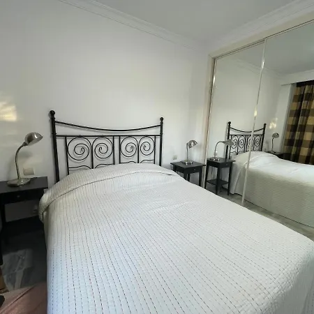 сozy 2 Bedroom In Area Of Apartamento Marbella